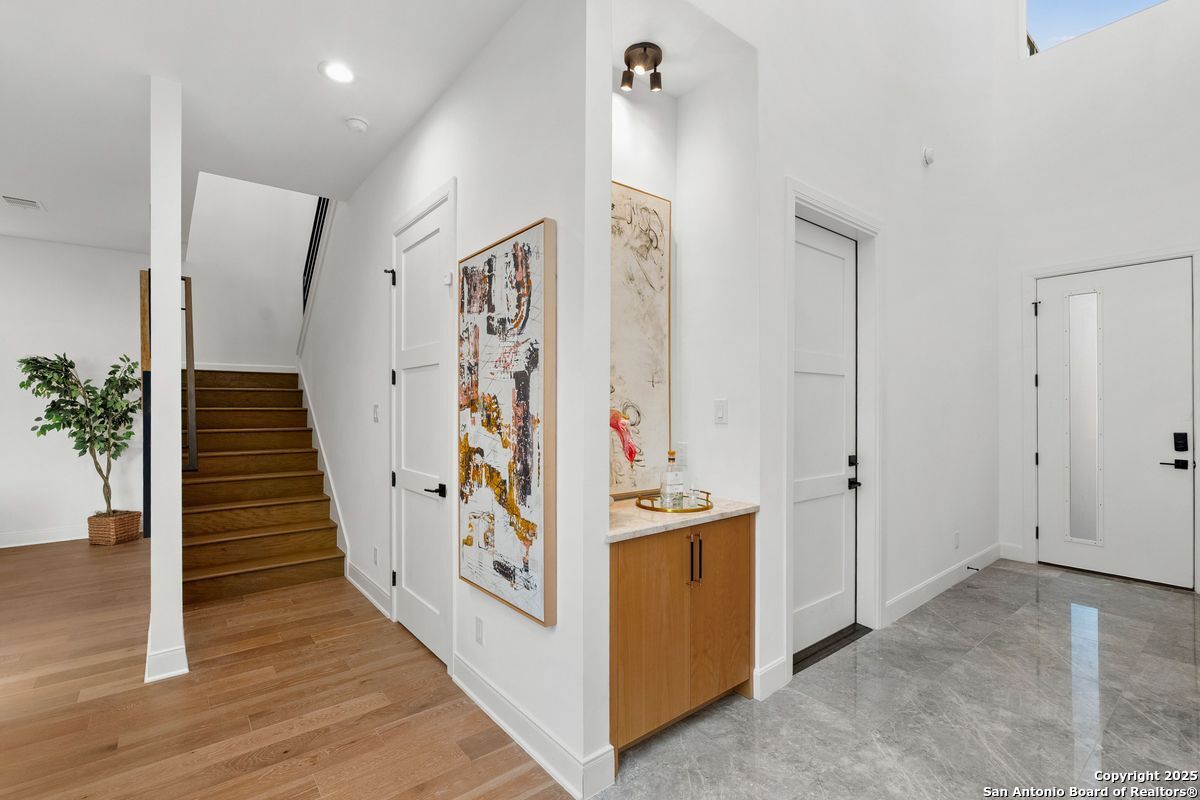 238 Cassiano St