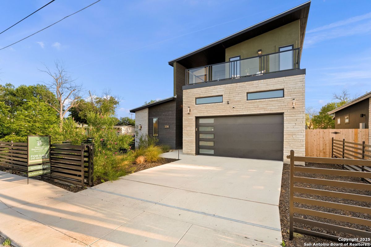 238 Cassiano St