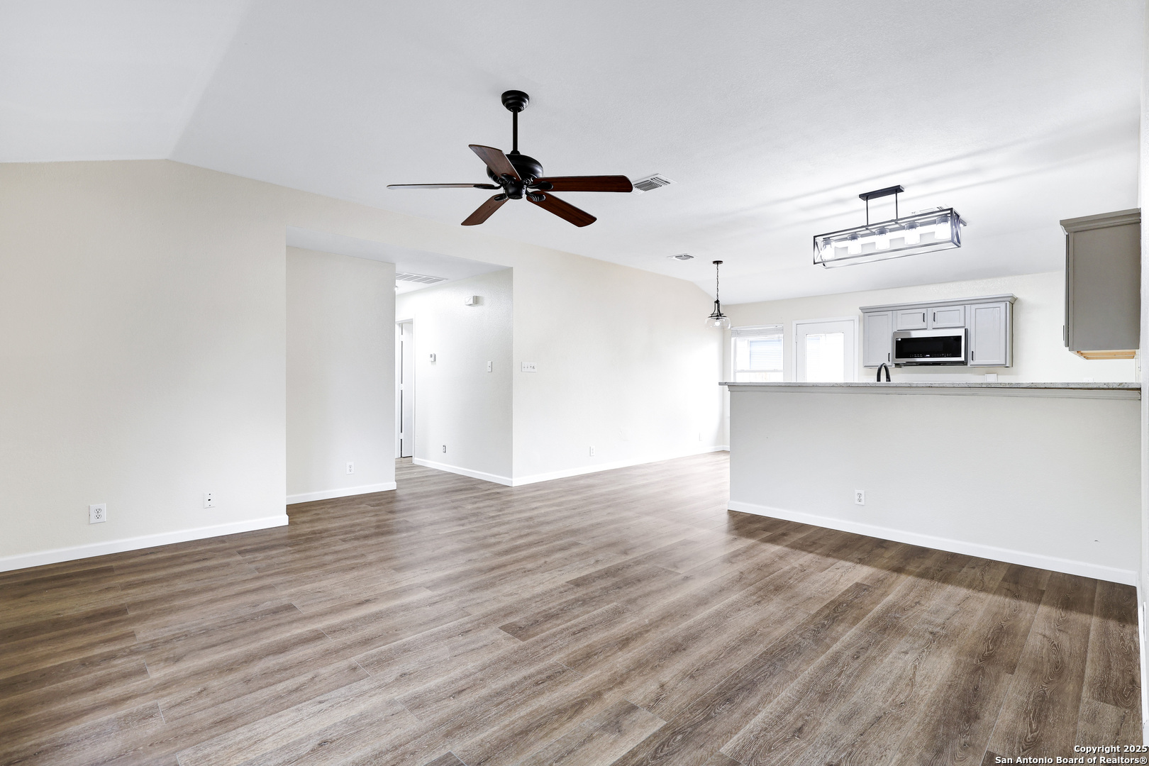 Search 7102 Heathers Pl