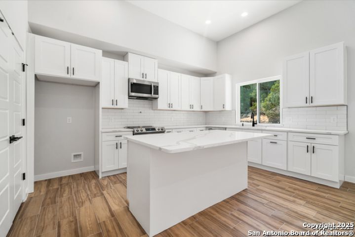 1381 Overbrook