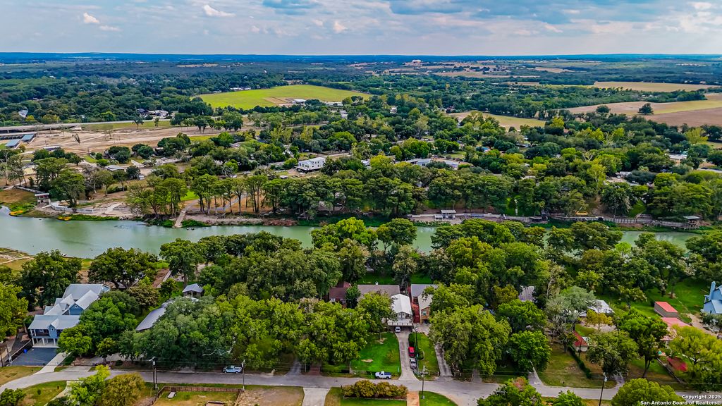 Photo of 111 Tabler Dr., Seguin, TX 78155 (MLS # 1908758)