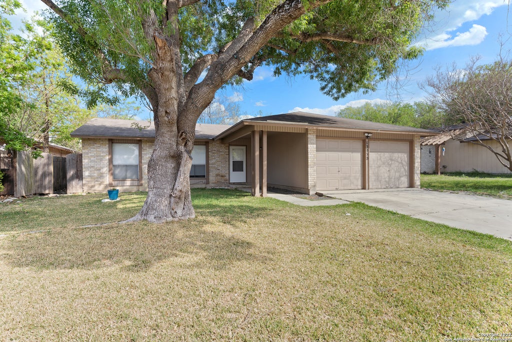 Photo of 13950 BRANTLEY, San Antonio, TX 78233 (MLS # 2007635)