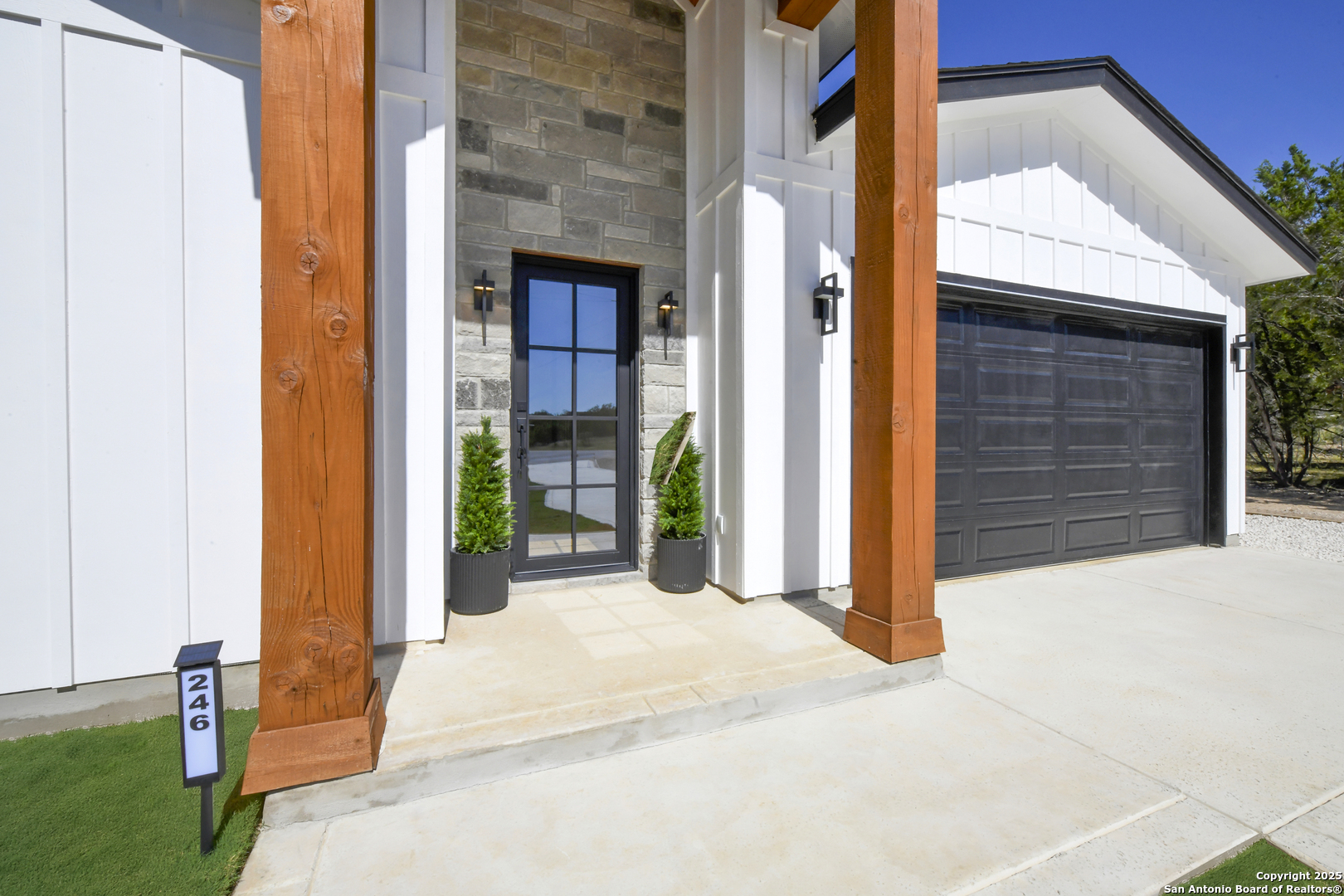 246 Mountain Creek