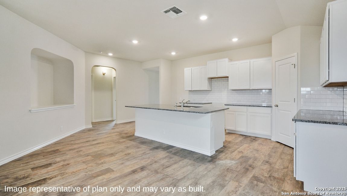5014 Royal Mile