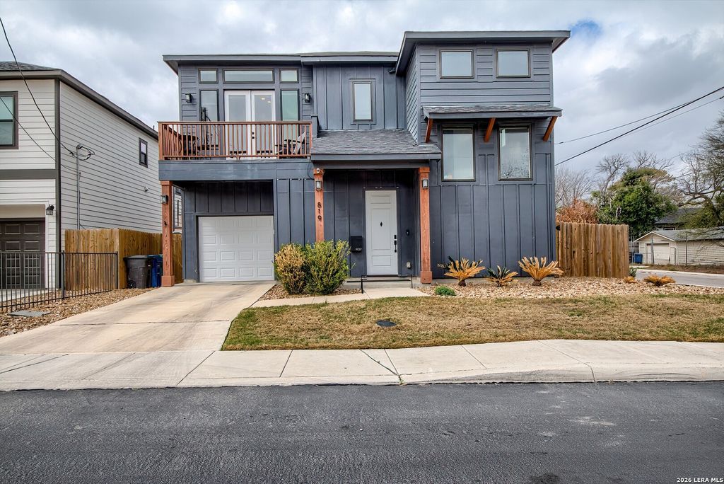 Photo of 819 saint james, San Antonio, TX 78202 (MLS # 1945976)