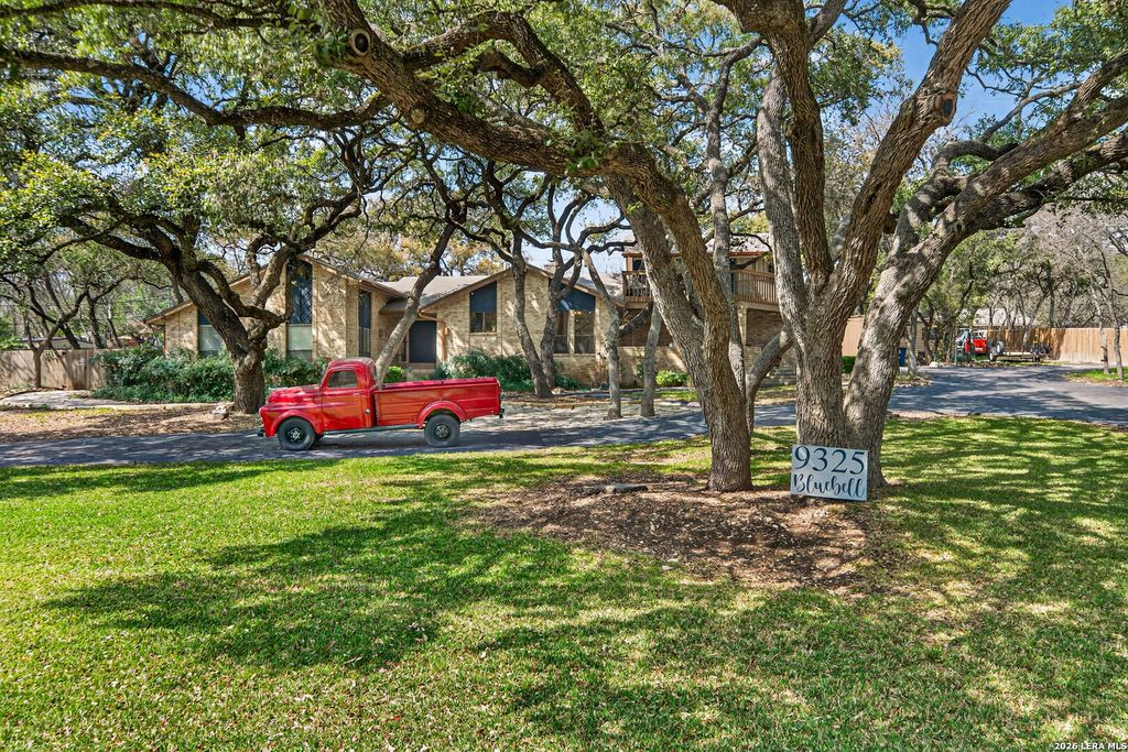 Photo of 9325 Bluebell, Garden Ridge, TX 78266 (MLS # 1951948)