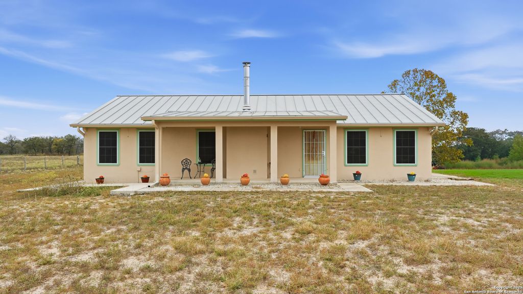 Photo of 142 Chaparral, Floresville, TX 78114 (MLS # 1925374)