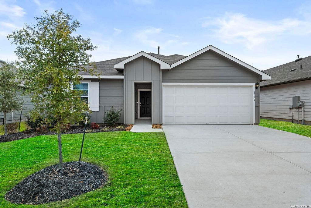 Photo of 1050 Argonne, Seguin, TX 78155 (MLS # 1944291)