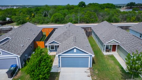 Tiny photo for 12923 LINKS BCH, San Antonio, TX 78221 (MLS # 1861255)