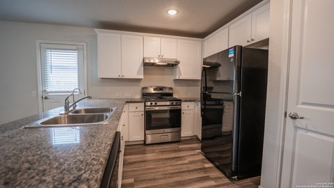 Tiny photo for 12923 LINKS BCH, San Antonio, TX 78221 (MLS # 1861255)