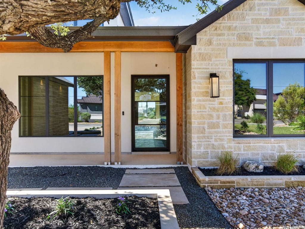 Photo of 248 Preston Trail, Boerne, TX 78006 (MLS # 2023831)