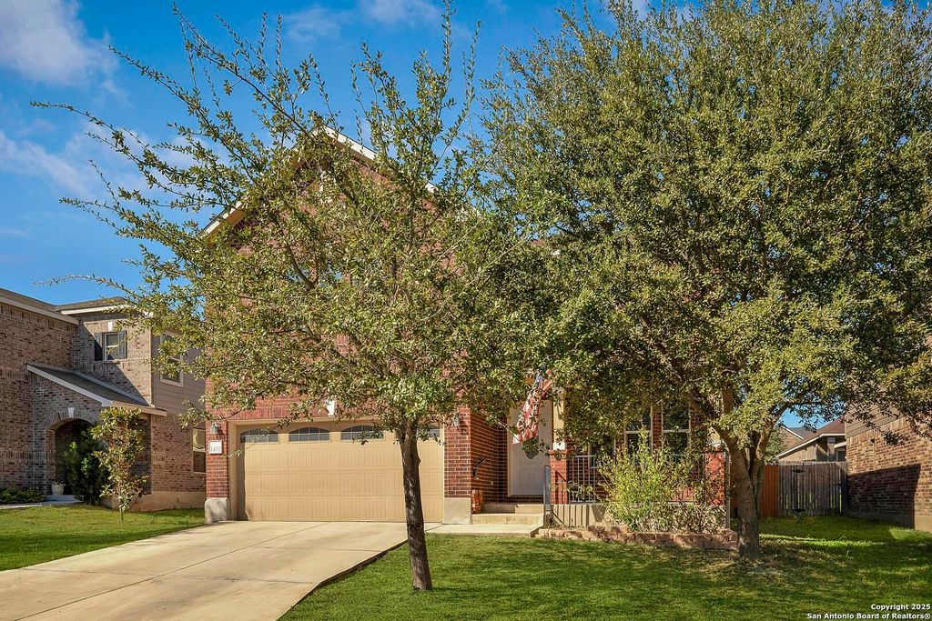 Photo of 1411 Hummingbird, San Antonio, TX 78245 (MLS # 1925952)