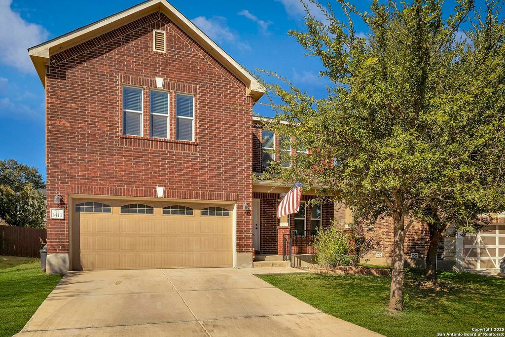 Photo of 1411 Hummingbird, San Antonio, TX 78245 (MLS # 1925952)