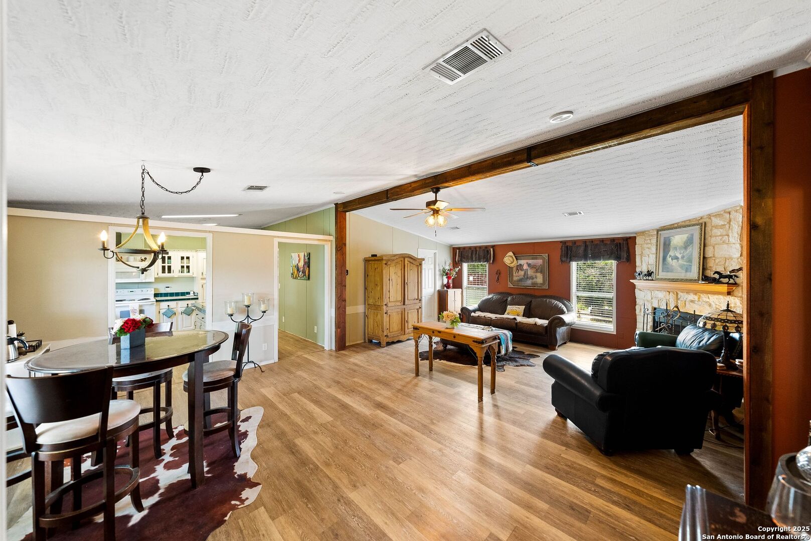 Boerne, Texas 78006, United States, 3 Bedrooms Bedrooms, ,2 BathroomsBathrooms,Residential,Active,161643