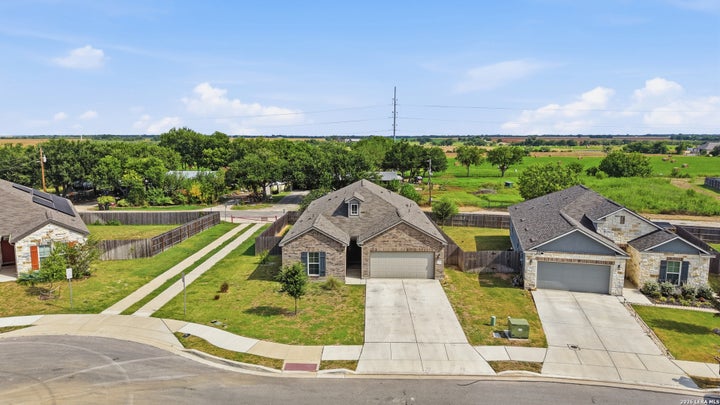 Photo 1 of 30 — 426 Axis, Cibolo, TX 78108