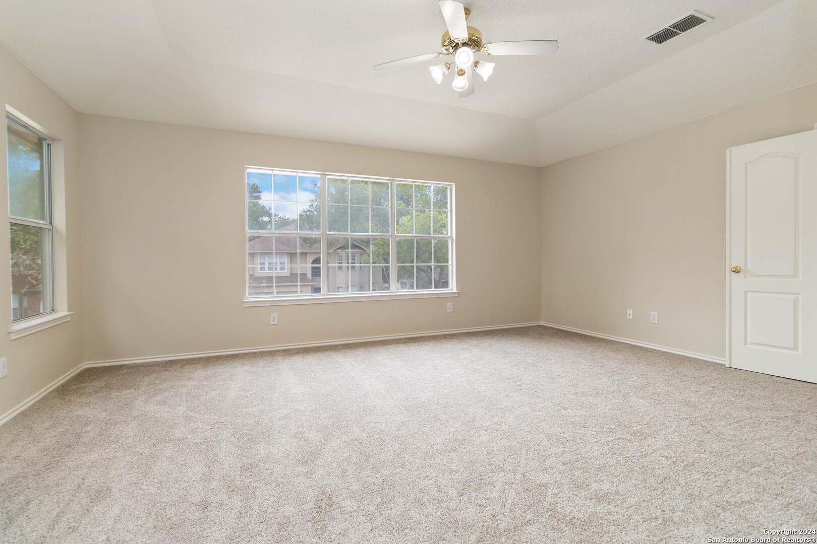 San Antonio, Texas 78247, United States, 3 Bedrooms Bedrooms, ,3 BathroomsBathrooms,Residential,Pending,46114