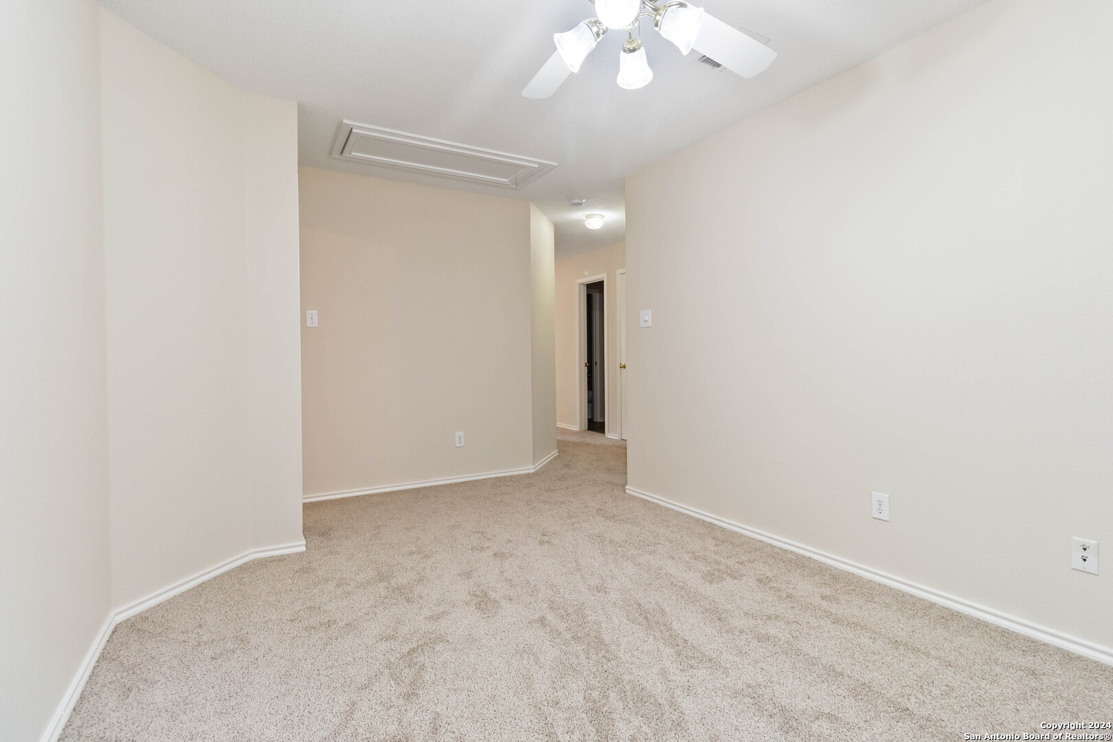 San Antonio, Texas 78247, United States, 3 Bedrooms Bedrooms, ,3 BathroomsBathrooms,Residential,Pending,46114