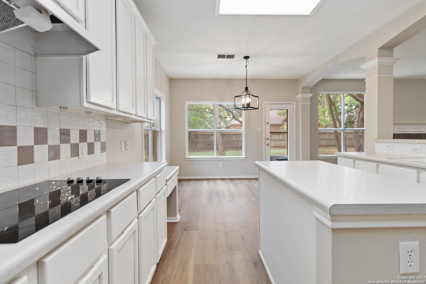 San Antonio, Texas 78247, United States, 3 Bedrooms Bedrooms, ,3 BathroomsBathrooms,Residential,Pending,46114