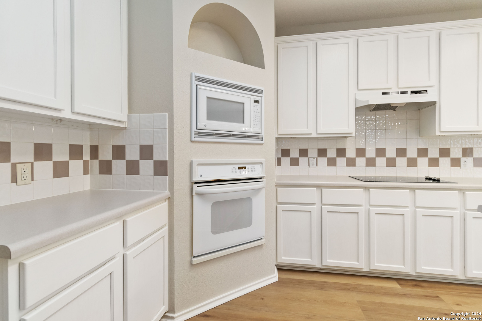 San Antonio, Texas 78247, United States, 3 Bedrooms Bedrooms, ,3 BathroomsBathrooms,Residential,Pending,46114