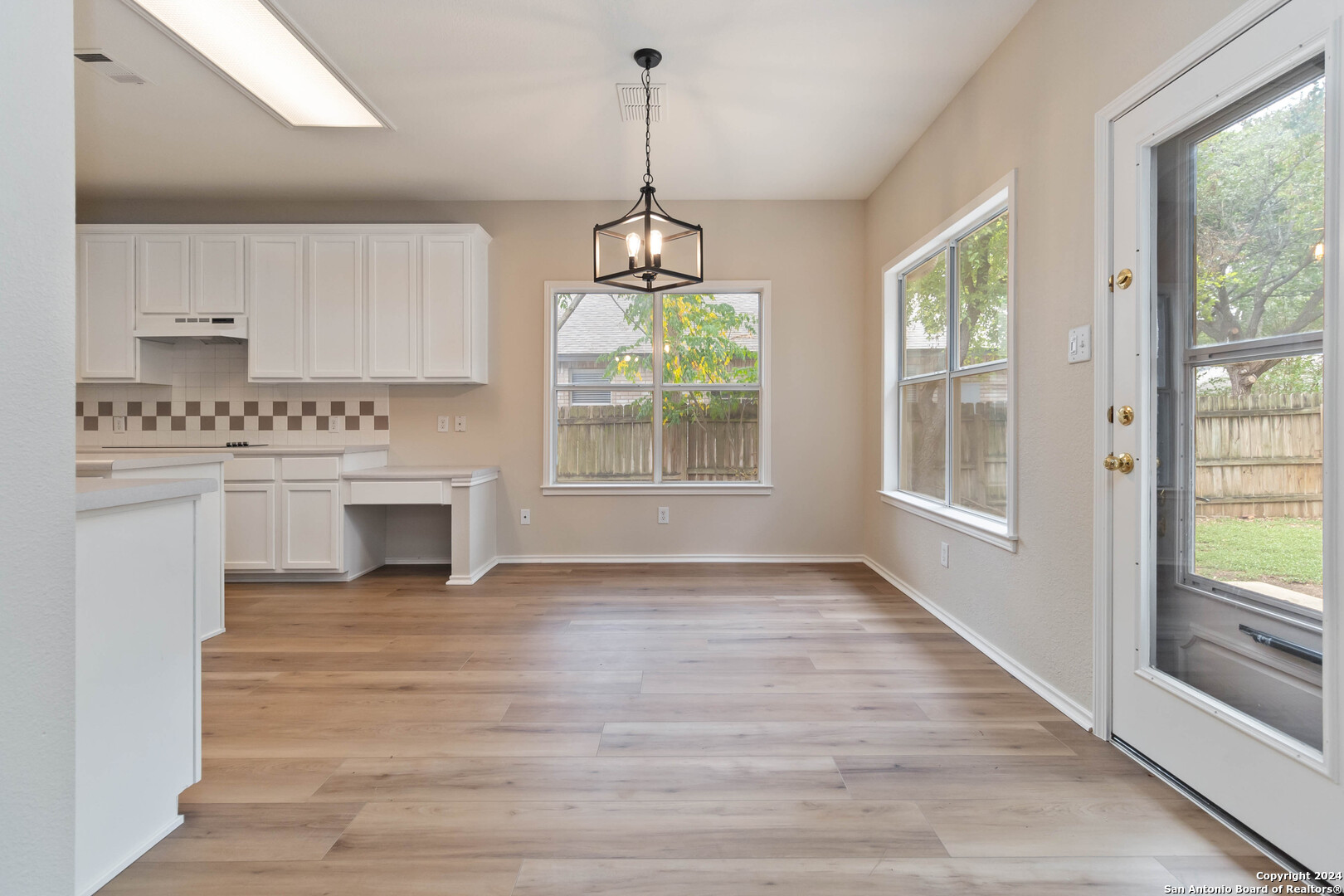 San Antonio, Texas 78247, United States, 3 Bedrooms Bedrooms, ,3 BathroomsBathrooms,Residential,Pending,46114