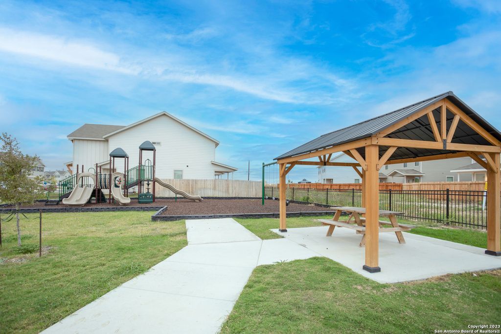 Photo of 13526 Tulipwood Nook 102 #102, San Antonio, TX 78253 (MLS # 1935070)