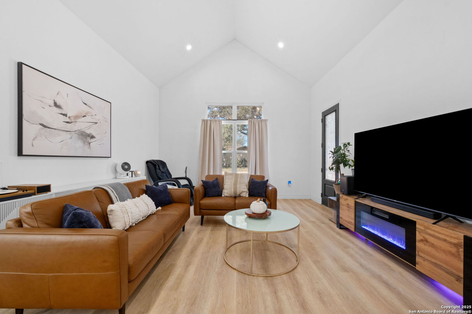 926 Joyce Marlene Dr.