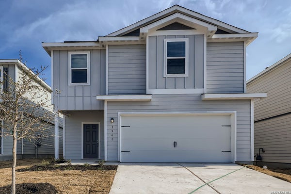 3961 PRAIRIE CRK, NEW BRAUNFELS, TX 78132 - Image 870bcd2c3b0aa42d3cd36f9486a8d2bd/2453746796