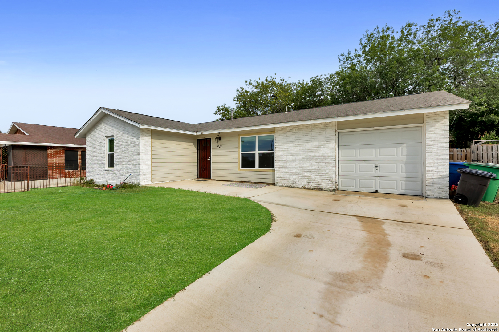 458 Scates Dr