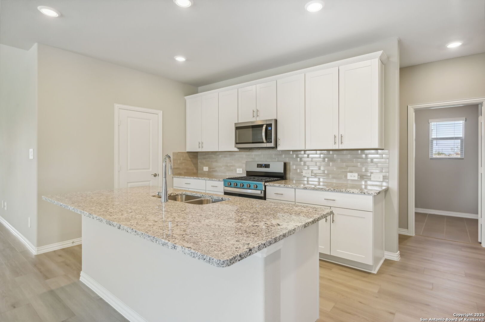 10412 Bluefish Way