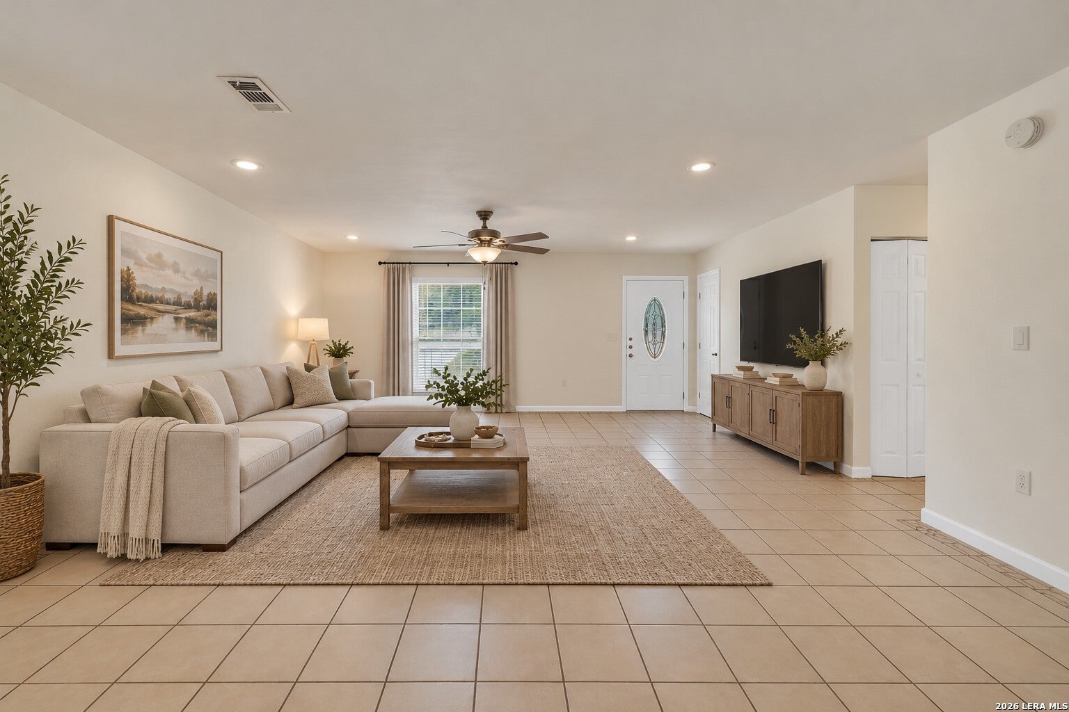 1140 BLUERIDGE DR