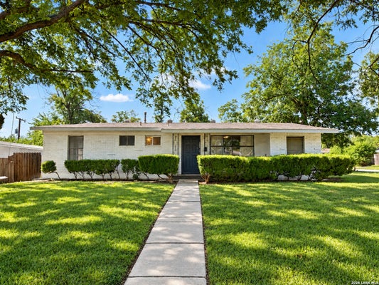 242 LOCKNERE LN, SAN ANTONIO, TX 78213 - Image 873b5995603b8d9d6470acb4eaa74edf/181850013