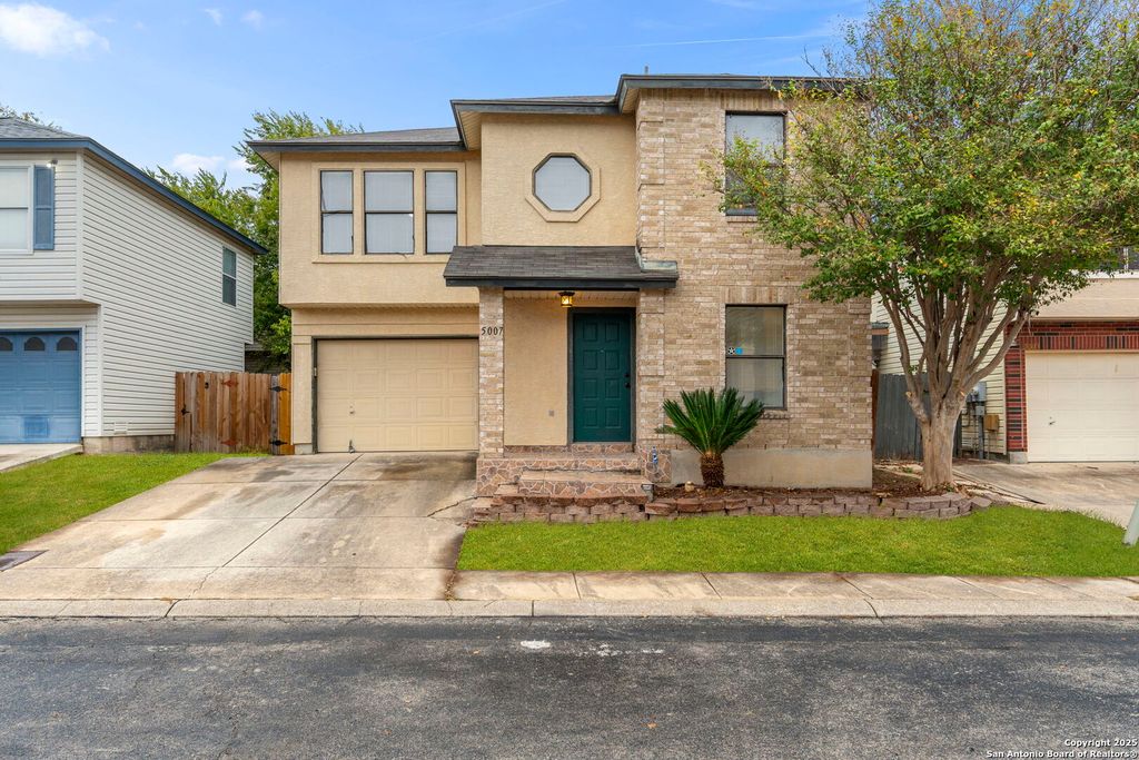 Photo of 5007 Kenton Trace, San Antonio, TX 78240 (MLS # 1924994)