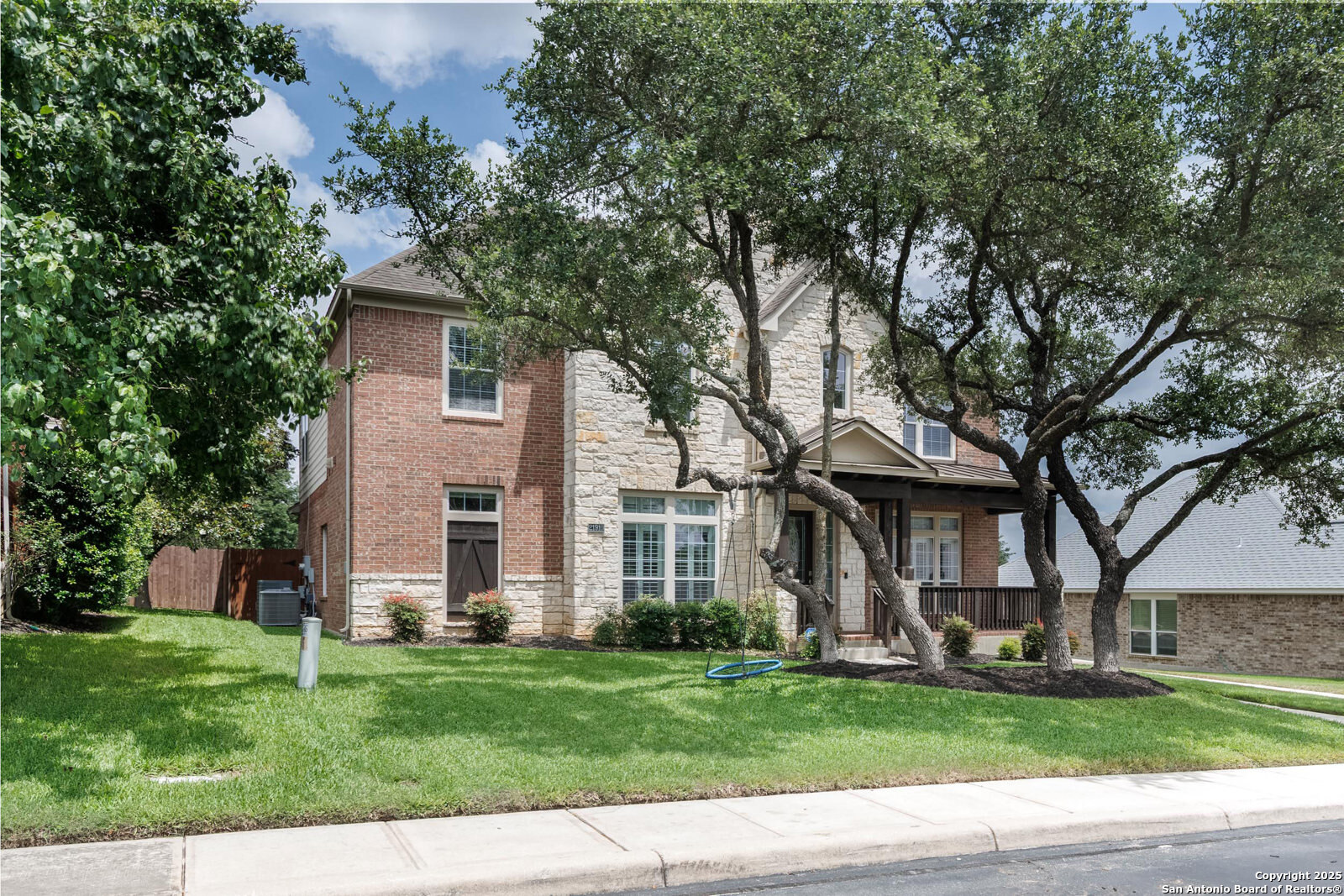 21910 Barton Woods