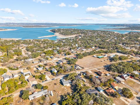 1580 Blueridge Canyon Lake TX 78133