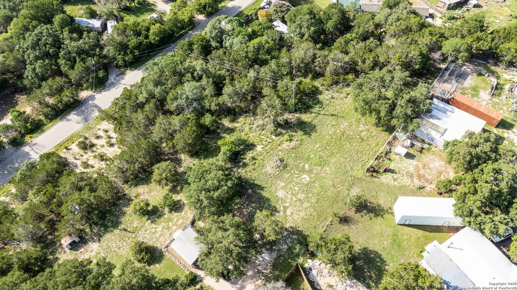 Photo of 235 Sir Arthur, Canyon Lake, TX 78133 (MLS # 1878281)
