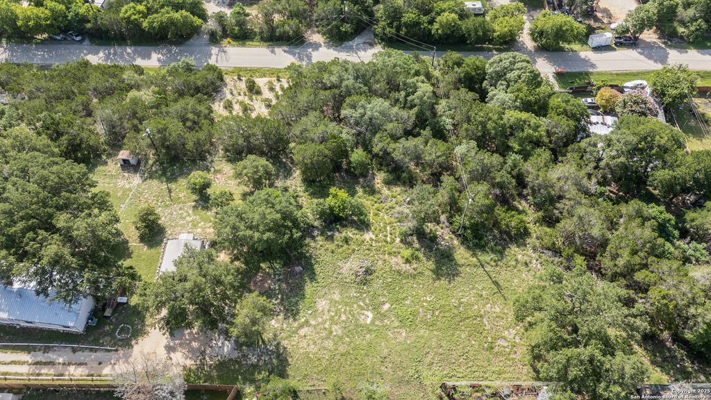 Photo of 235 Sir Arthur, Canyon Lake, TX 78133 (MLS # 1878281)