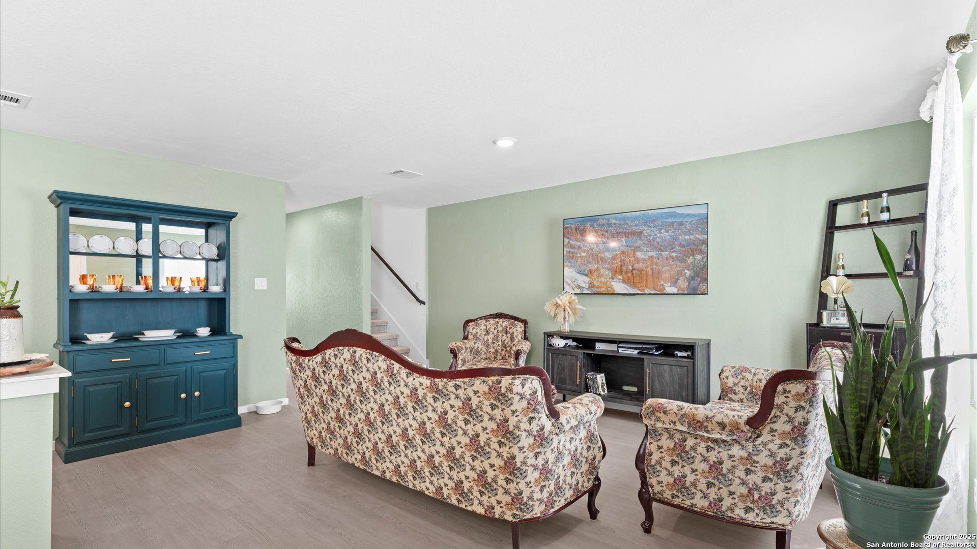 3644 moon hill