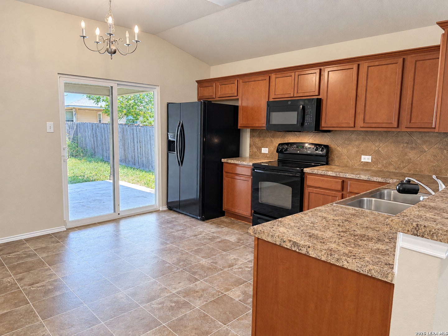2131 ECHO HILLS DR