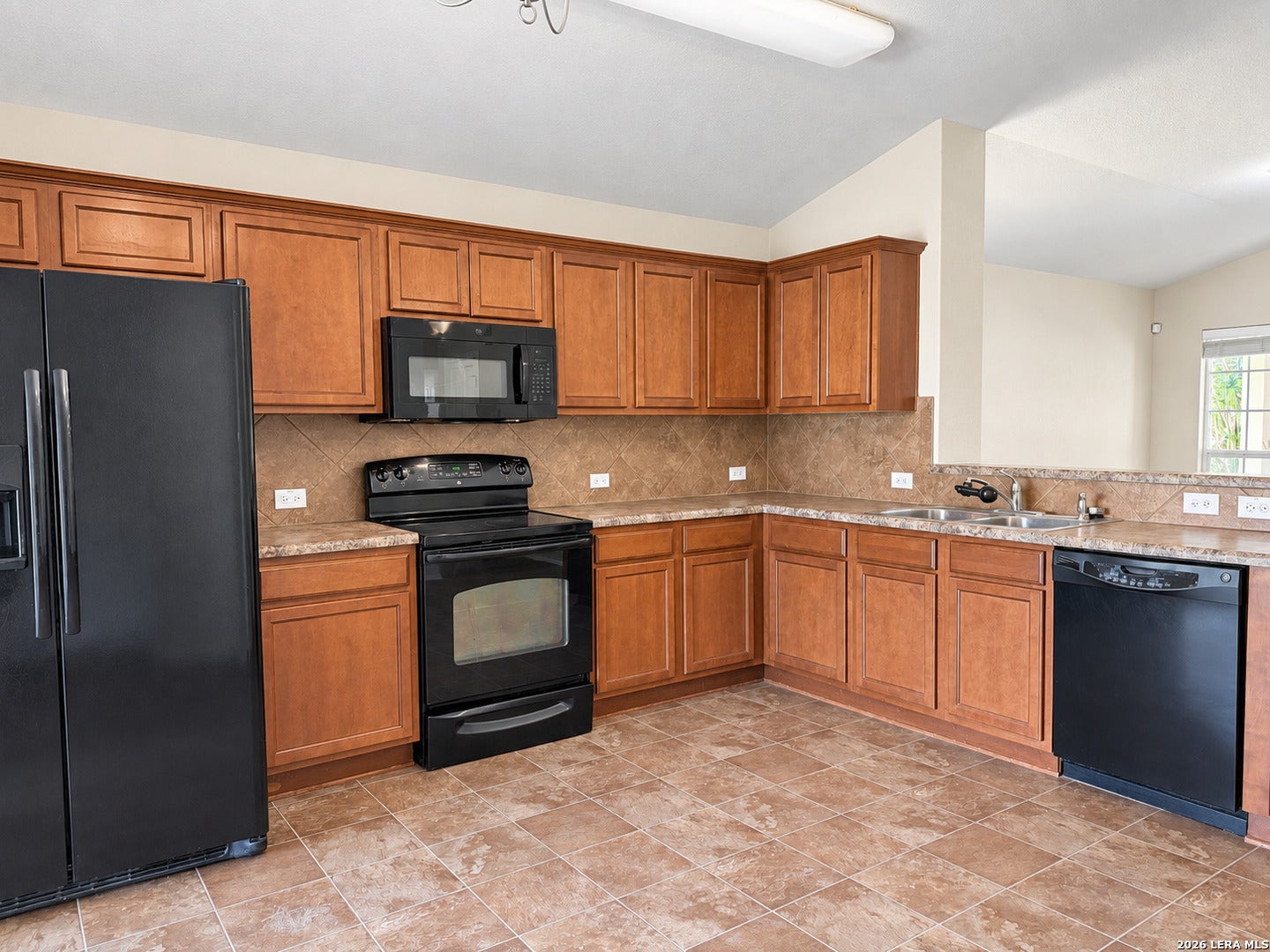 2131 ECHO HILLS DR