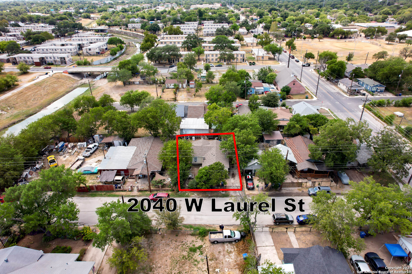 Photo 1 of 15 — 2040 W Laurel, San Antonio, TX 78201
