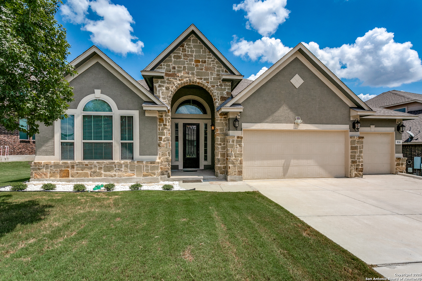 816 Rye Moon Cove