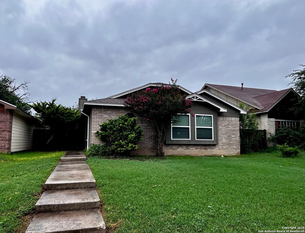 Photo of 7261 Fernview, San Antonio, TX 78250 (MLS # 1883258)