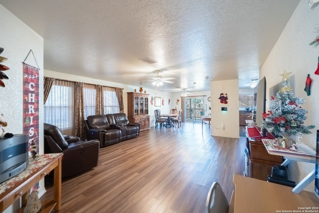 Photo of 5903 Iris Isle, San Antonio, TX 78218 (MLS # 1929930)