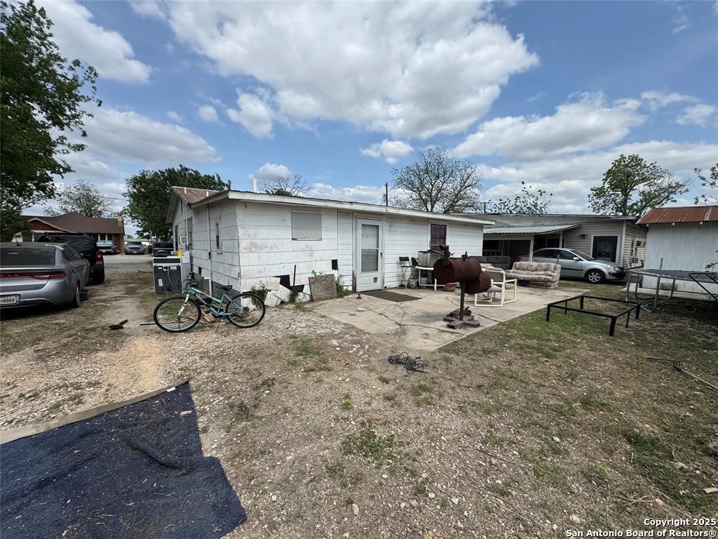 Photo of 145 kowald, New Braunfels, TX 78130 (MLS # 1922103)