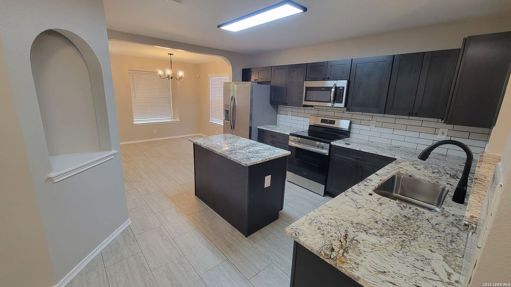 Photo of 8019 WEVER XING, San Antonio, TX 78250 (MLS # 1956862)