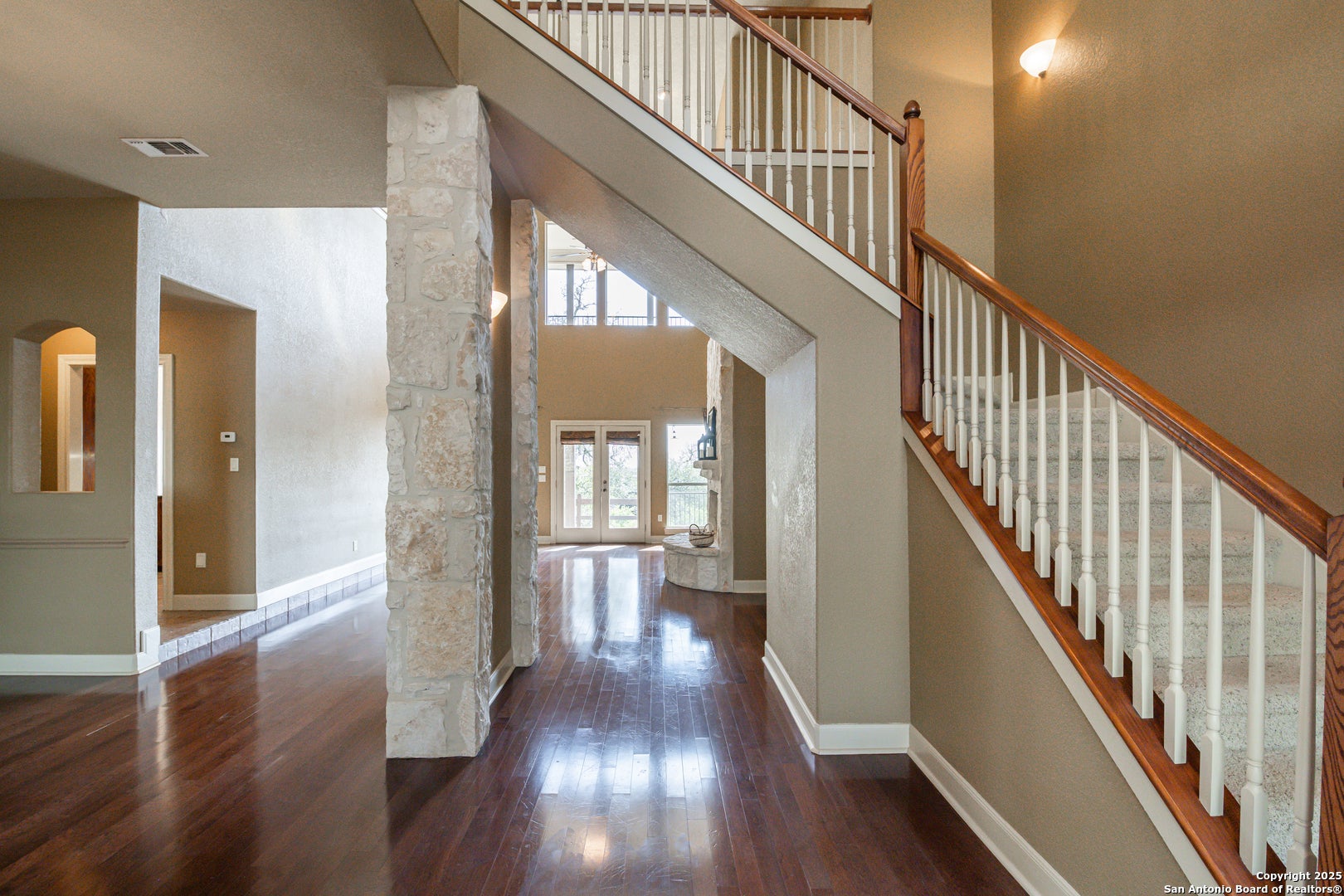 451 Winding View - Photo 4