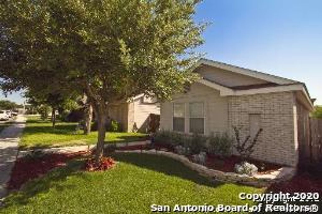 Photo of 7919 Woodchase, San Antonio, TX 78240 (MLS # 1954588)