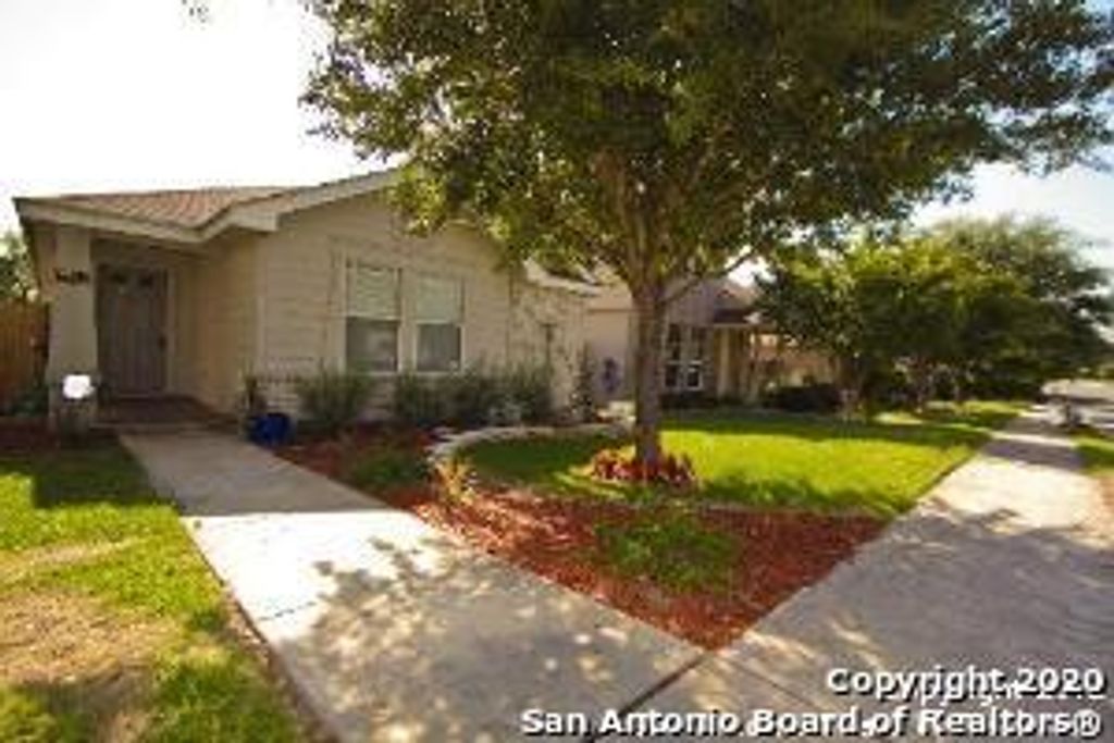 Photo of 7919 Woodchase, San Antonio, TX 78240 (MLS # 1954588)