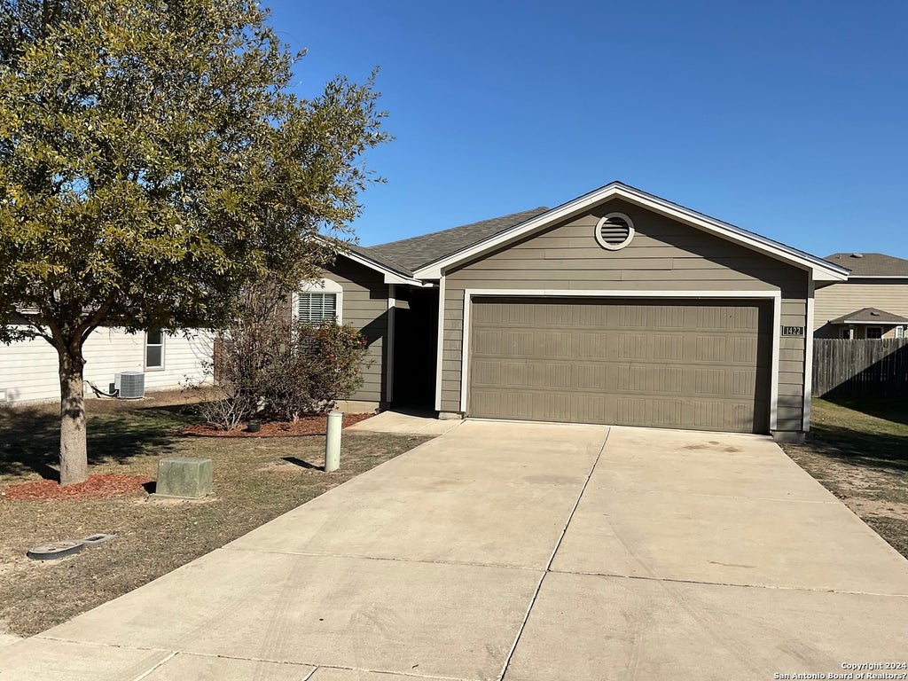 Photo of 1422 Dove Bend, San Antonio, TX 78245 (MLS # 2013727)
