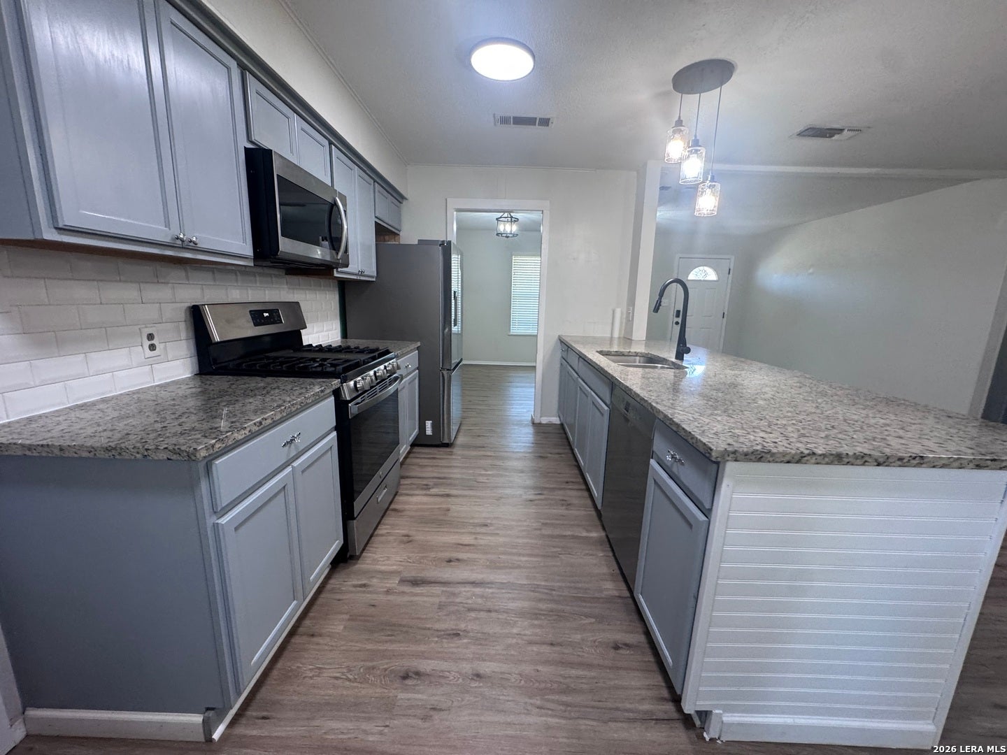 303 DRY HOLLOW RD